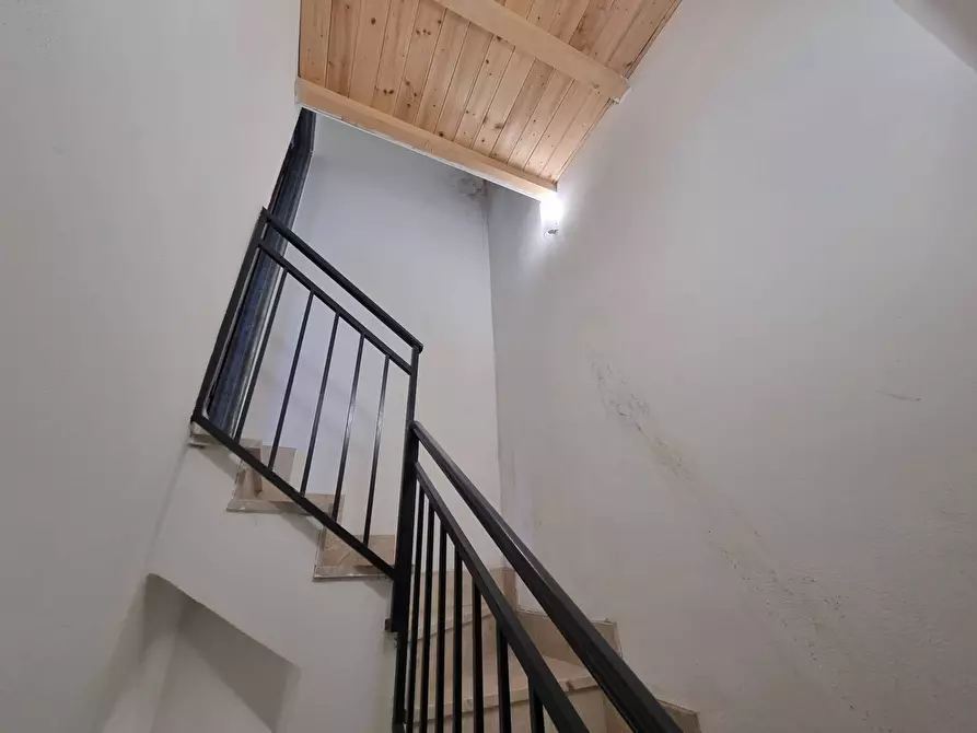 Immagine 14 di Appartamento in vendita  in via ugo foscolo a Avola