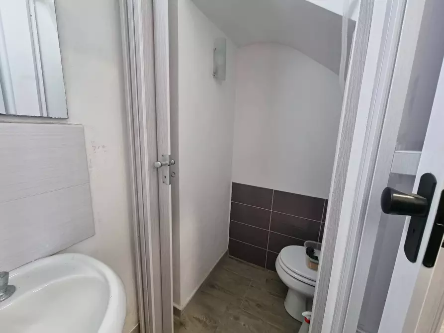 Immagine 28 di Appartamento in vendita  in via ugo foscolo a Avola