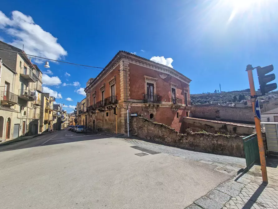 Immagine 1 di Casa indipendente in vendita  in Via Felice Cavallotti a Leonforte