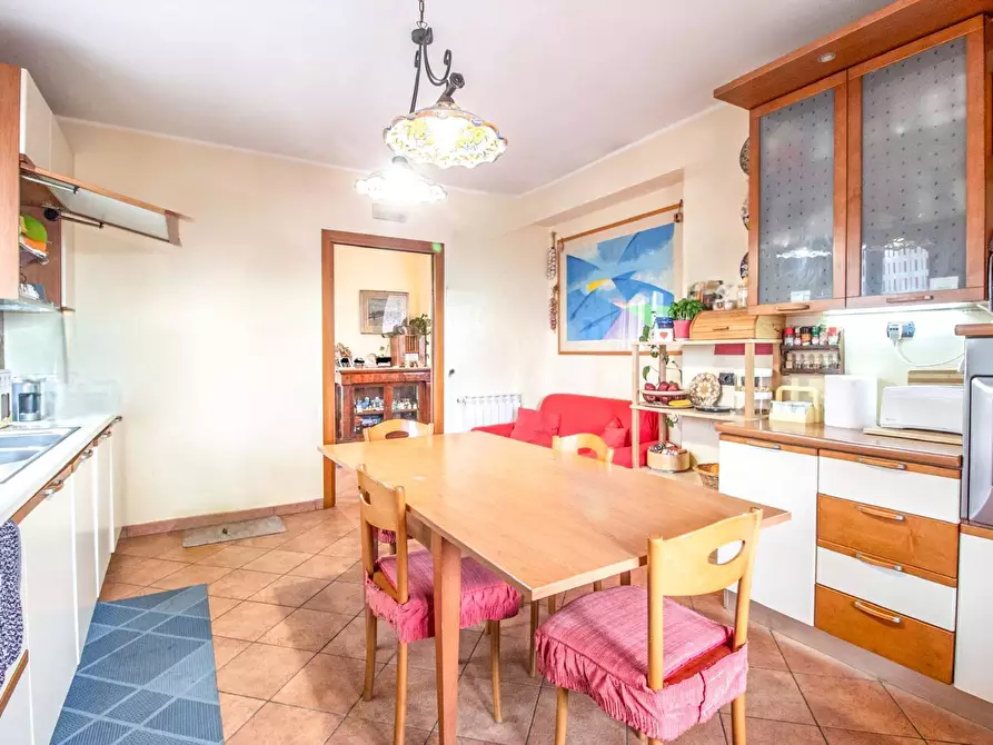 Immagine 27 di Villa in vendita  in via petrone a Viagrande