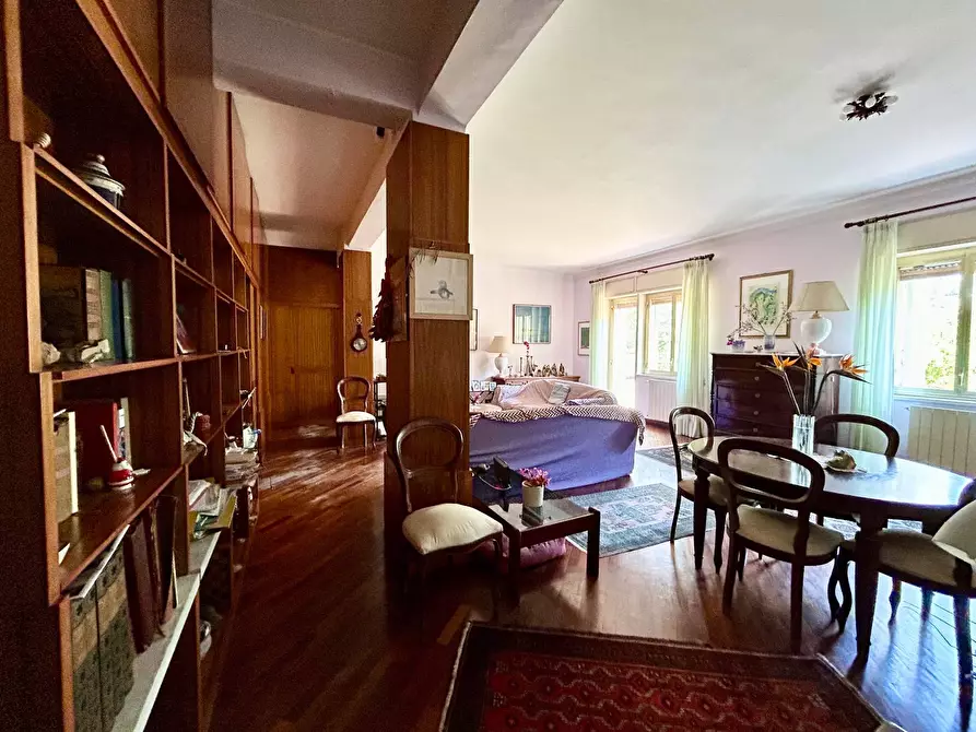 Immagine 4 di Appartamento in vendita  in via acicastello a Catania