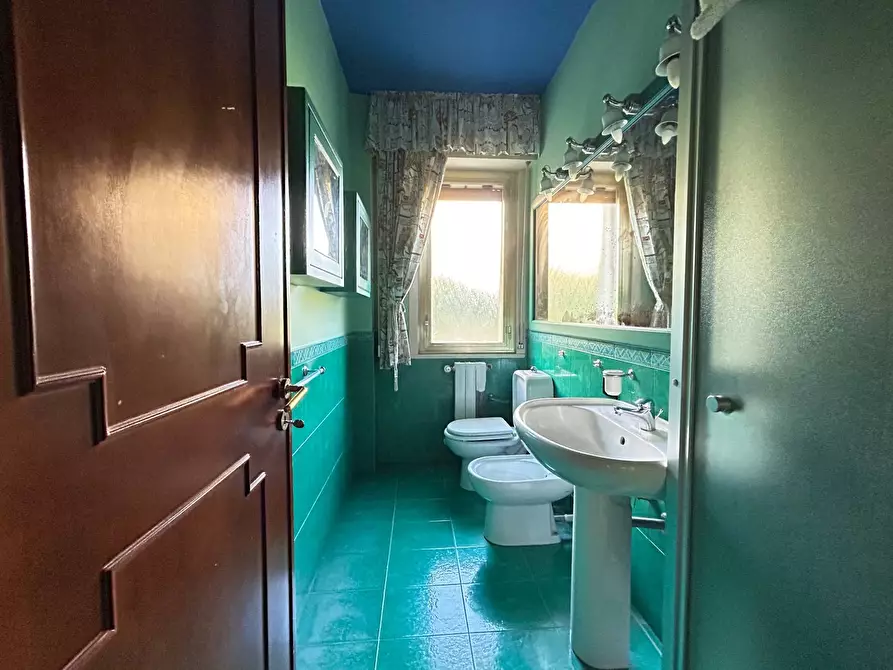 Immagine 17 di Appartamento in vendita  in via acicastello a Catania