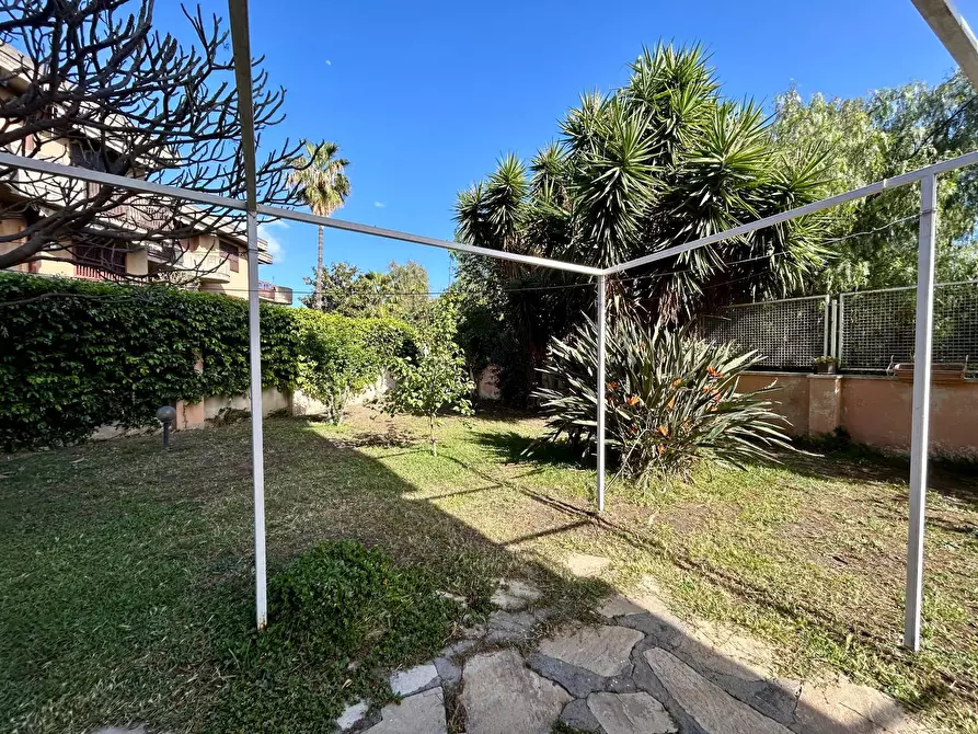 Immagine 26 di Appartamento in vendita  in via acicastello a Catania