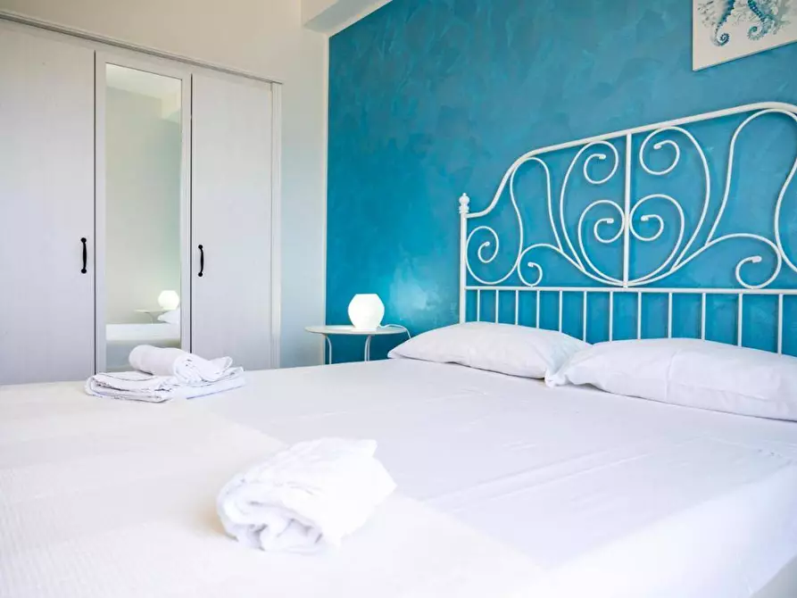 Immagine 17 di Appartamento in vendita  in viale paolo calleri a Pachino