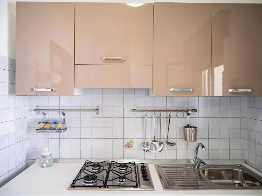 Immagine 24 di Appartamento in vendita  in viale paolo calleri a Pachino