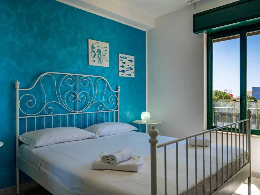 Immagine 18 di Appartamento in vendita  in viale paolo calleri a Pachino