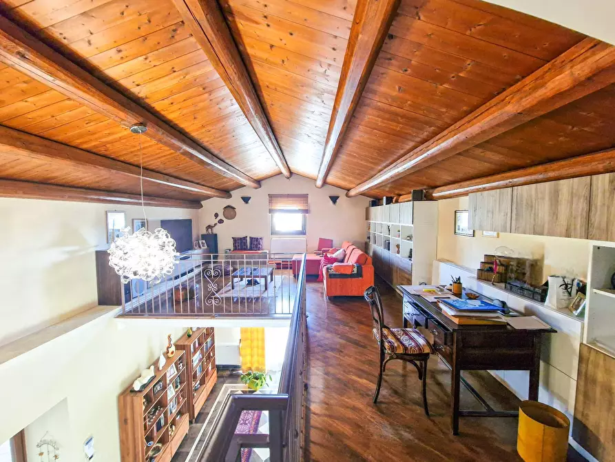 Immagine 15 di Villa in vendita  in Viale Del Lavoro a Scicli