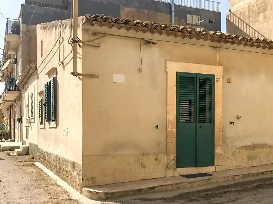 Immagine 2 di Villa in vendita  in Via Regina Margherita a Scicli
