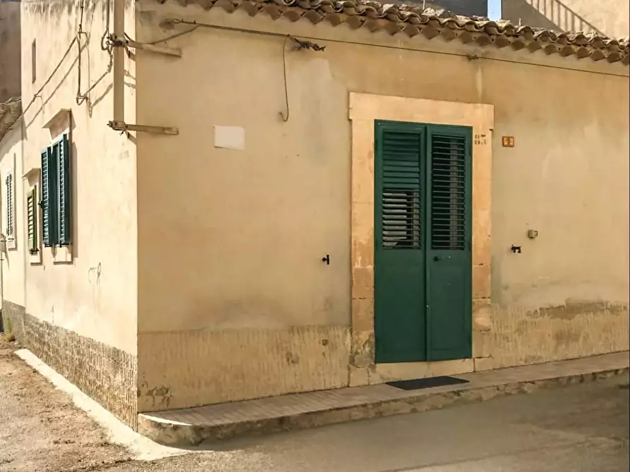 Immagine 28 di Villa in vendita  in Via Regina Margherita a Scicli