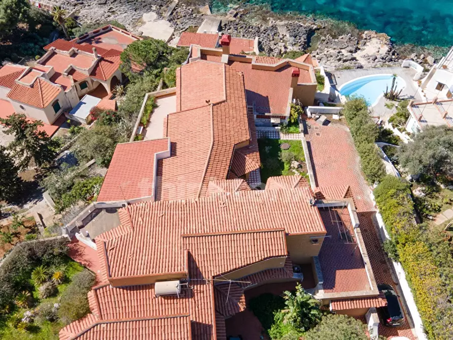 Immagine 5 di Villa in vendita  in Via Dei Diamanti a Siracusa