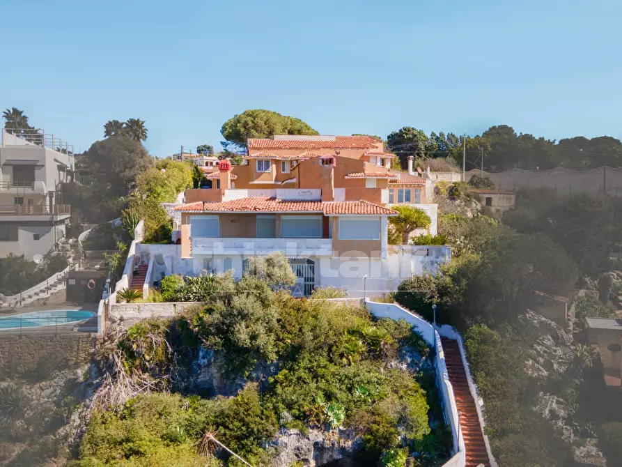 Immagine 6 di Villa in vendita  in Via Dei Diamanti a Siracusa