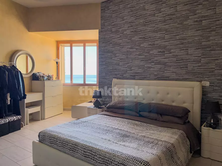 Immagine 14 di Villa in vendita  in Via Dei Diamanti a Siracusa