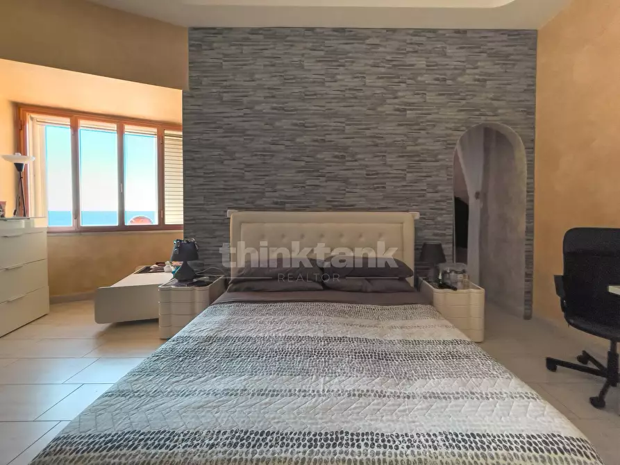 Immagine 15 di Villa in vendita  in Via Dei Diamanti a Siracusa