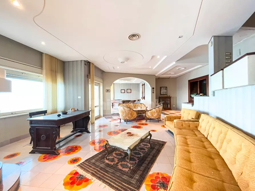 Immagine 27 di Villa in vendita  in Via Dei Diamanti a Siracusa