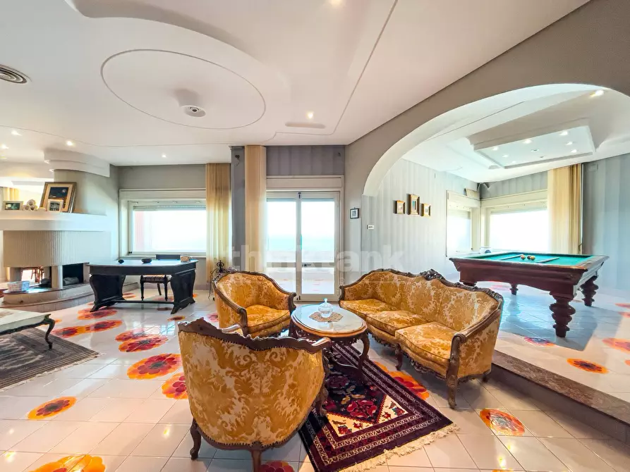 Immagine 29 di Villa in vendita  in Via Dei Diamanti a Siracusa