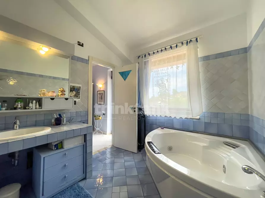 Immagine 21 di Villa in vendita  in campolato a Augusta