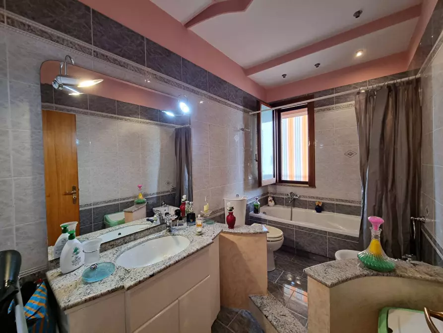 Immagine 16 di Appartamento in vendita  in via antonio labiola a Avola