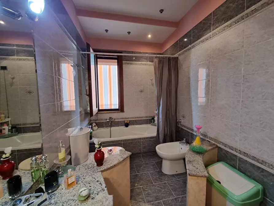 Immagine 17 di Appartamento in vendita  in via antonio labiola a Avola