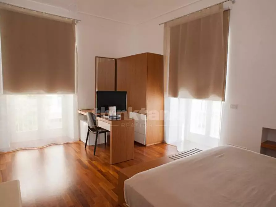 Immagine 12 di Palazzo in vendita  in Piazza Carmine a Ragusa