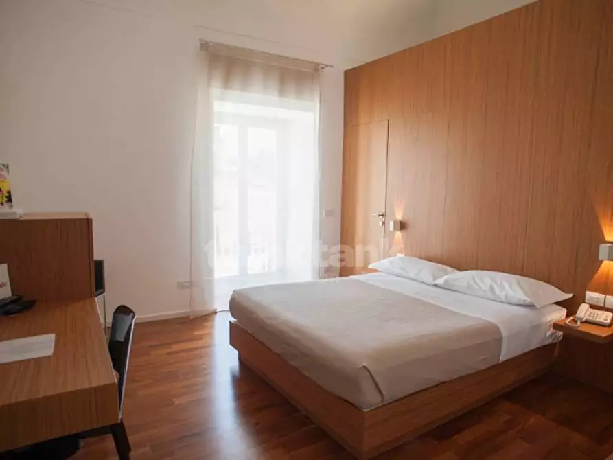 Immagine 13 di Palazzo in vendita  in Piazza Carmine a Ragusa