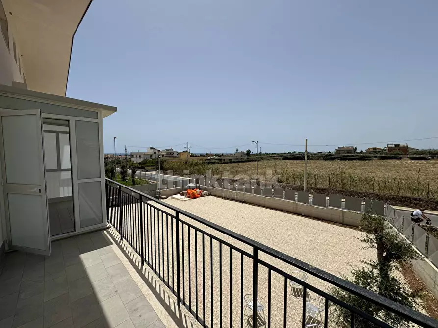 Immagine 7 di Appartamento in vendita  in via Miramare a Avola