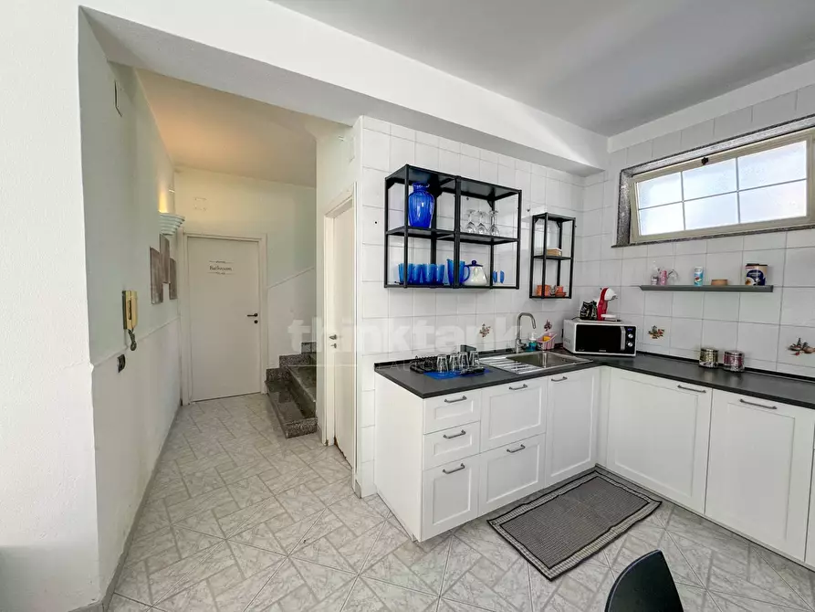 Immagine 7 di Appartamento in vendita  in via dei nuri a Avola