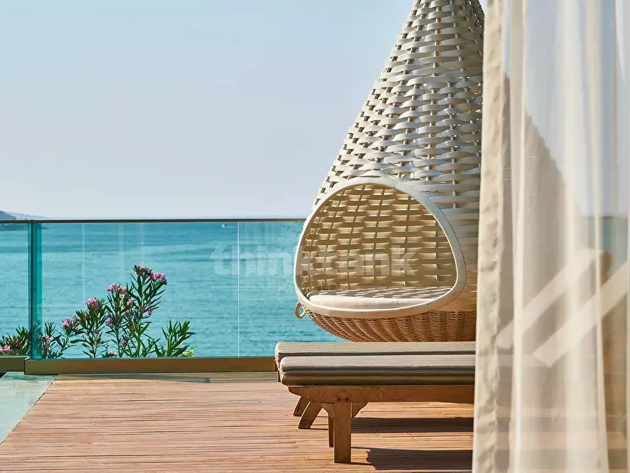 Immagine 5 di Terreno residenziale in vendita  in Via lungomare a Acquedolci