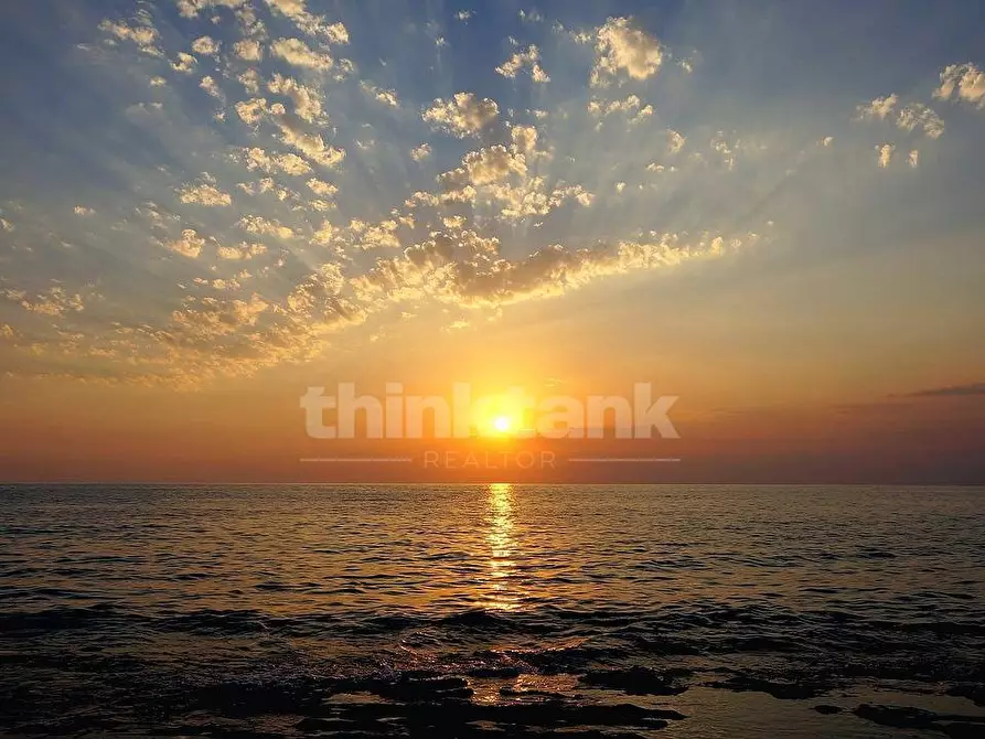 Immagine 10 di Terreno residenziale in vendita  in Via lungomare a Acquedolci