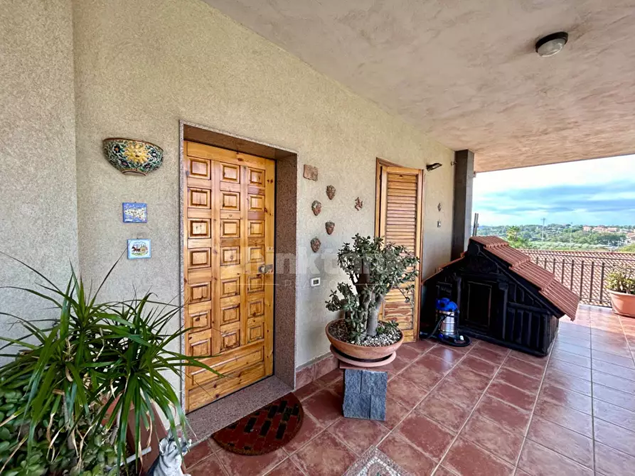 Immagine 3 di Casa semindipendente in vendita  in via tropea a Aci Sant'antonio