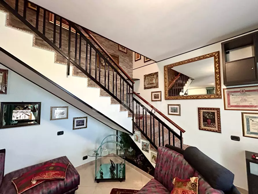 Immagine 5 di Casa semindipendente in vendita  in via tropea a Aci Sant'antonio