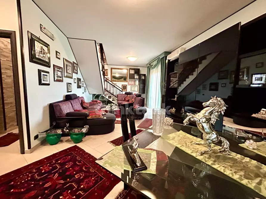 Immagine 6 di Casa semindipendente in vendita  in via tropea a Aci Sant'antonio