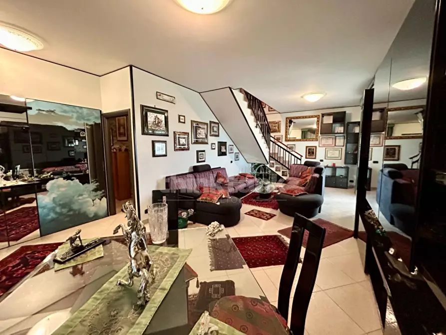 Immagine 7 di Casa semindipendente in vendita  in via tropea a Aci Sant'antonio