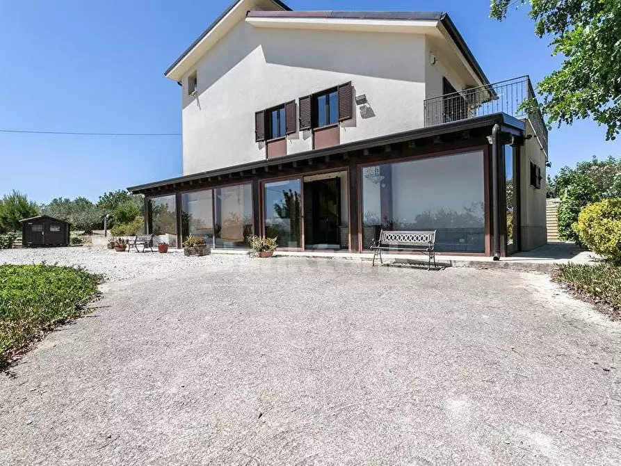 Immagine 22 di Villa in vendita  in Contrada Scifo a Aragona