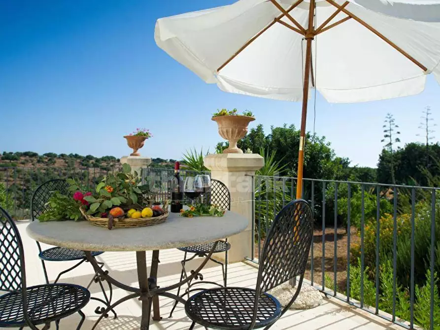 Immagine 7 di Rustico / casale in vendita  in Donnafugata a Ragusa