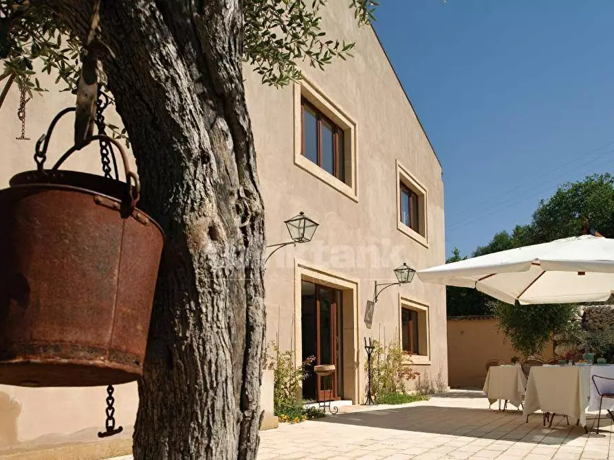 Immagine 8 di Rustico / casale in vendita  in Donnafugata a Ragusa