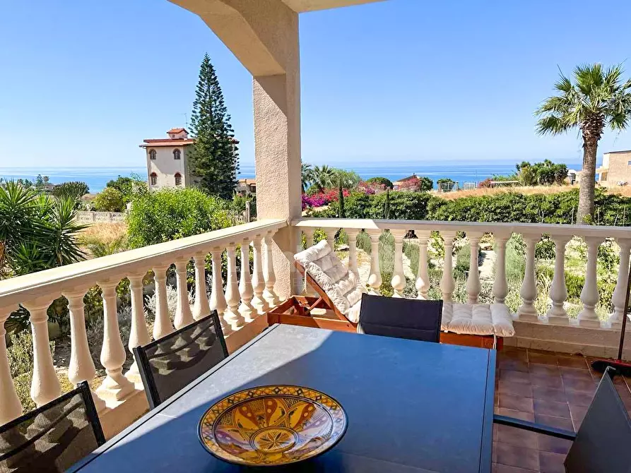 Immagine 2 di Villa in vendita  in Via dello Sbarco Anglo Americano a Palma Di Montechiaro