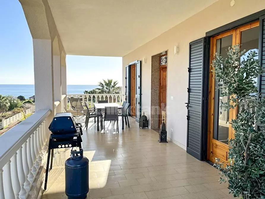 Immagine 11 di Villa in vendita  in Via dello Sbarco Anglo Americano a Palma Di Montechiaro