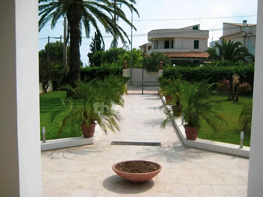 Immagine 26 di Villa in vendita  in str san lorenzo a Noto