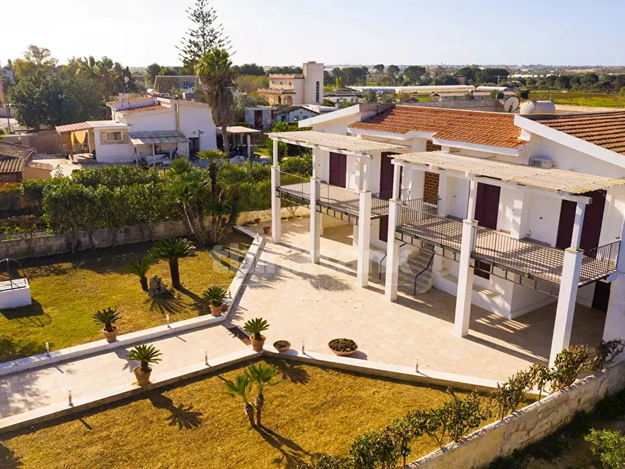 Immagine 29 di Villa in vendita  in str san lorenzo a Noto