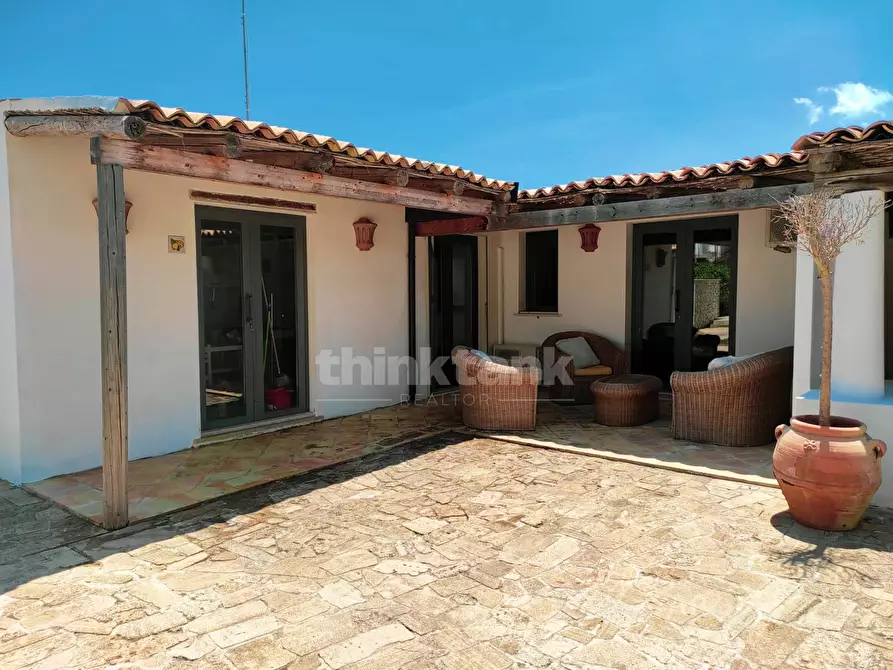 Immagine 13 di Villa in vendita  in str san lorenzo a Noto