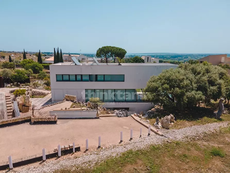 Immagine 8 di Villa in vendita  in strada tremmilia a Siracusa