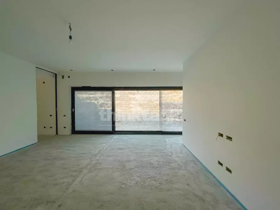 Immagine 14 di Villa in vendita  in strada tremmilia a Siracusa