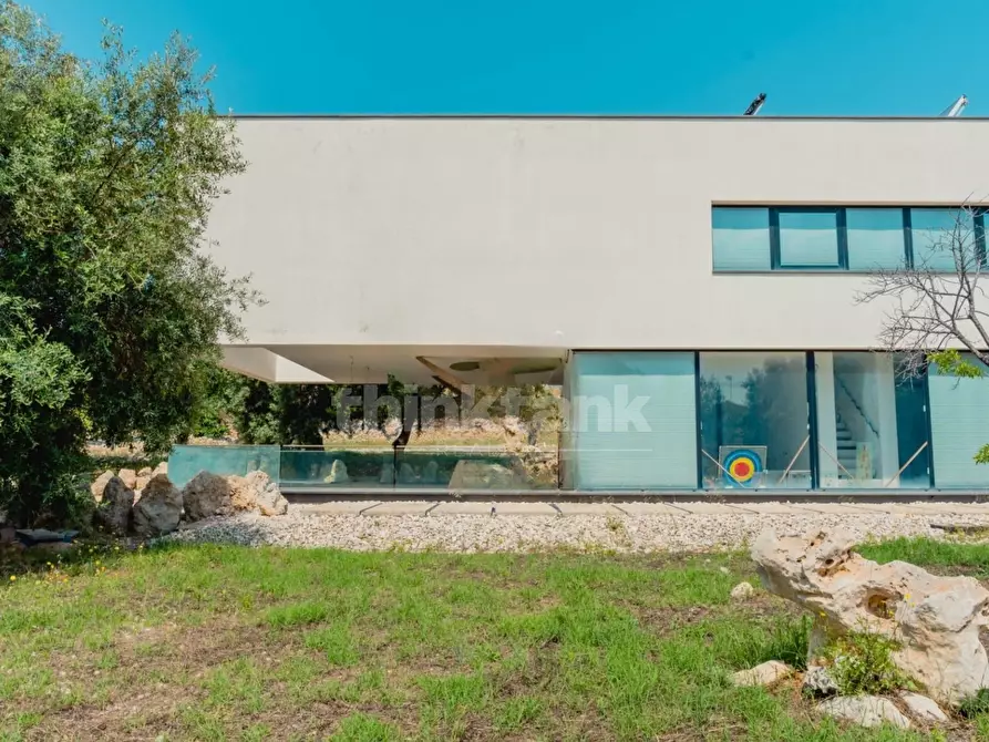 Immagine 3 di Villa in vendita  in strada tremmilia a Siracusa