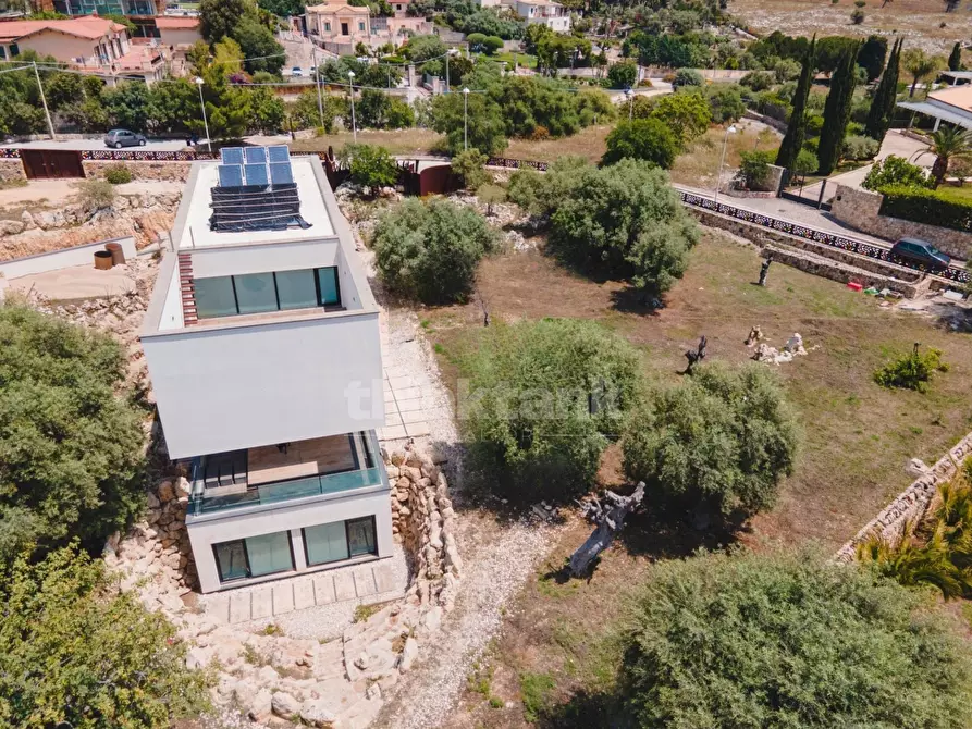 Immagine 24 di Villa in vendita  in strada tremmilia a Siracusa