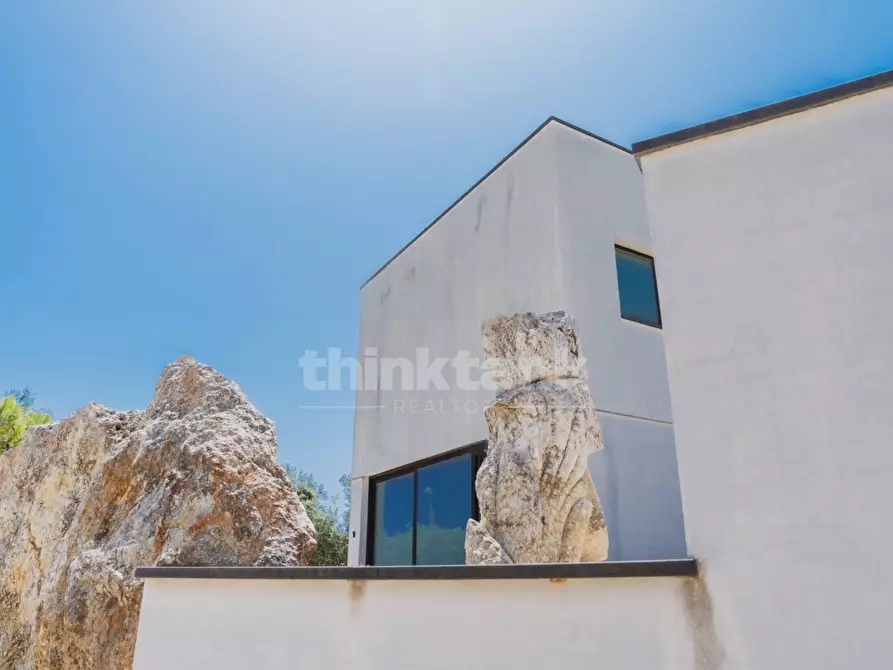 Immagine 27 di Villa in vendita  in strada tremmilia a Siracusa