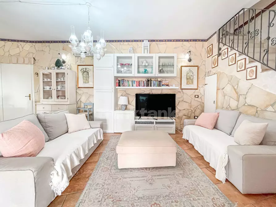 Immagine 9 di Villa in vendita  in Strada provicinale 4 a Avola