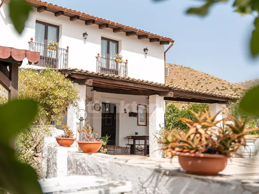 Immagine 7 di Villa in vendita  in Strada provicinale 4 a Avola