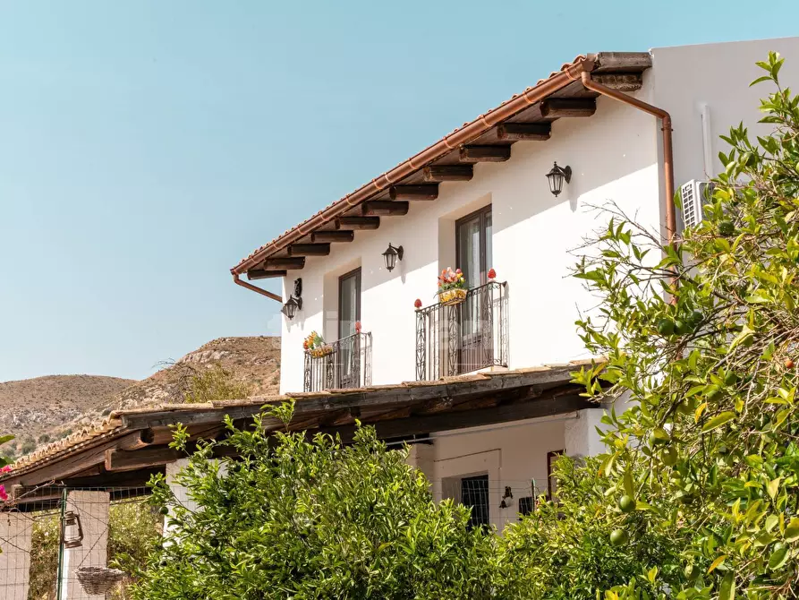 Immagine 6 di Villa in vendita  in Strada provicinale 4 a Avola