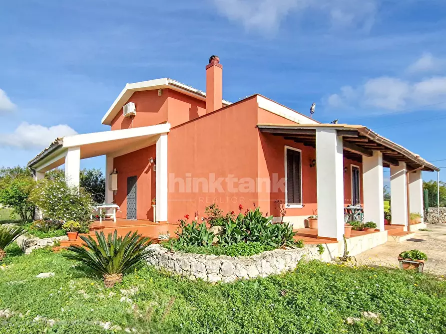 Immagine 4 di Villa in vendita  in Contrada Cozzo lupo a Noto