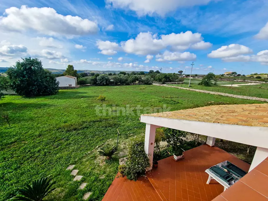 Immagine 30 di Villa in vendita  in Contrada Cozzo lupo a Noto